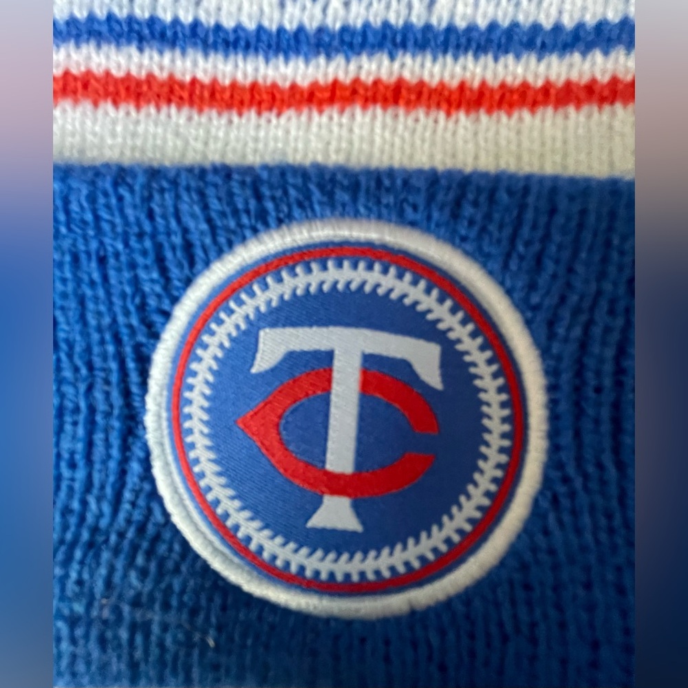Minnesota Twins Caribou Pom Pom Stocking hat - Picture 3 of 5